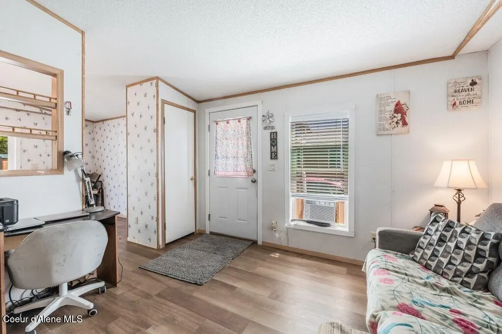 1100 Kootenai Cutoff Road Ponderay ID 83852
