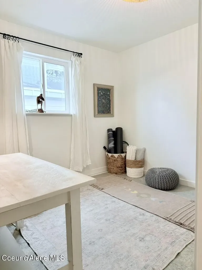 101 & 103 N Boyer Avenue Sandpoint ID 83864