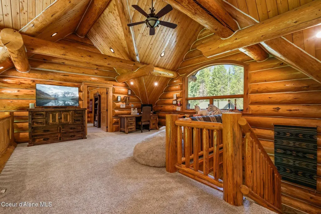 532 Meadowview Drive Sagle ID 83860
