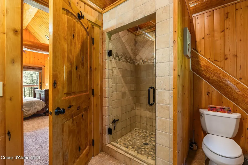 532 Meadowview Drive Sagle ID 83860
