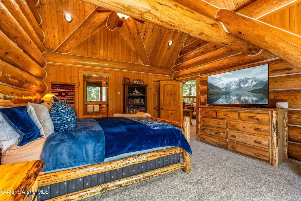 532 Meadowview Drive Sagle ID 83860