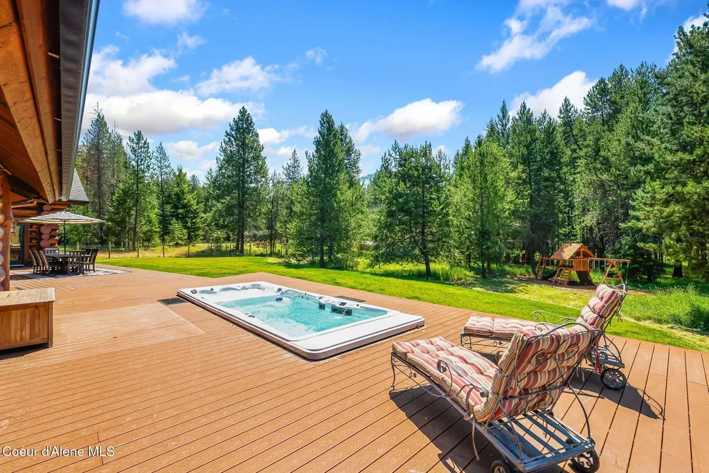 532 Meadowview Drive Sagle ID 83860