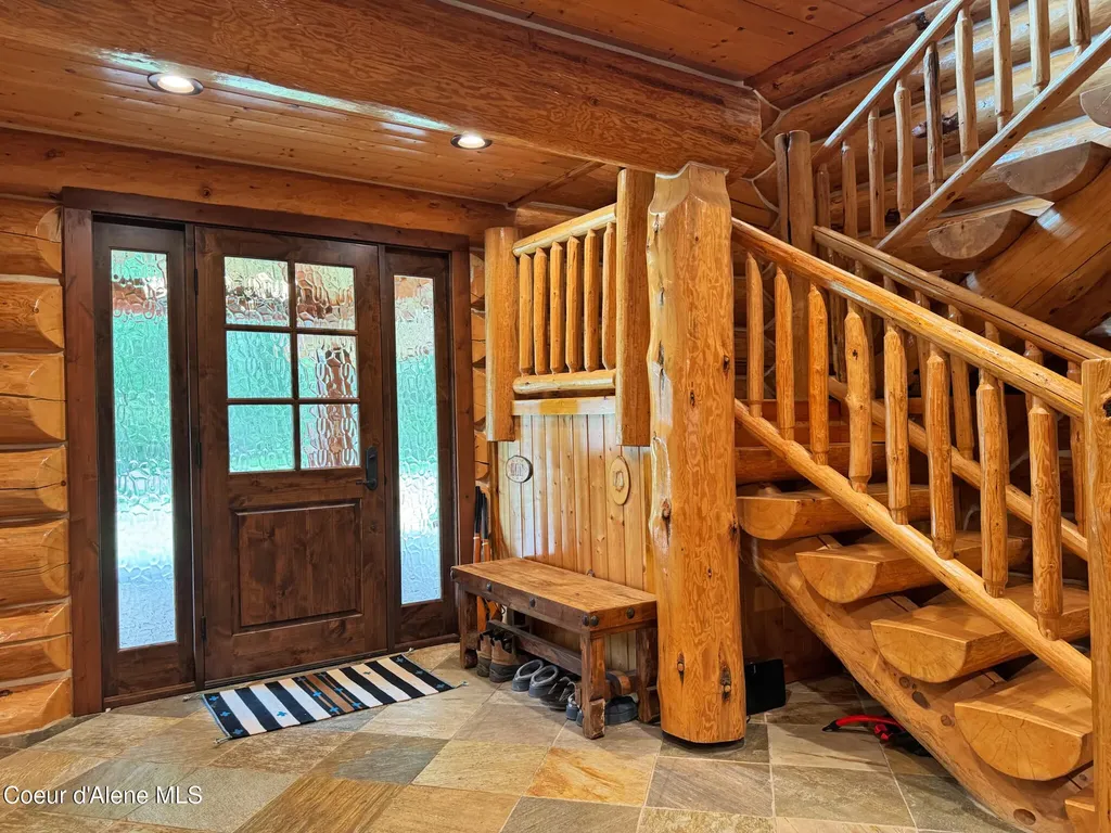 532 Meadowview Drive Sagle ID 83860