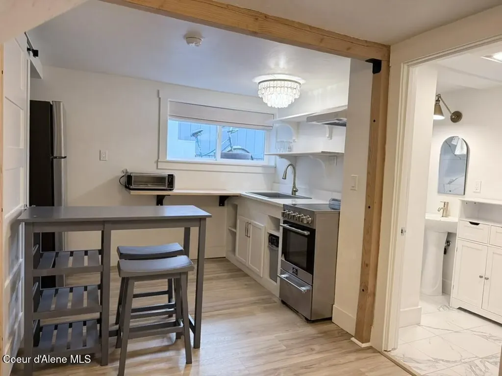 103 & 101 N Boyer Avenue Sandpoint ID 83864