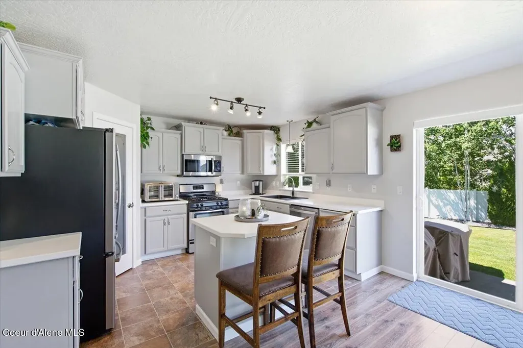 1879 E Warbler Lane Post Falls ID 83854