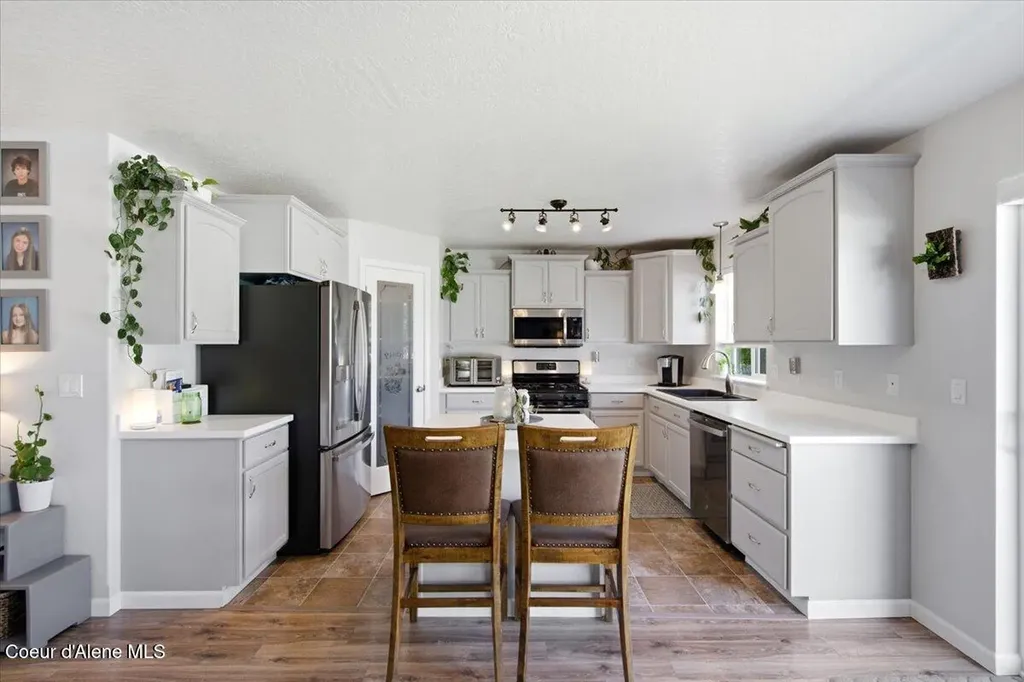 1879 E Warbler Lane Post Falls ID 83854