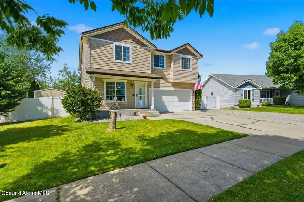 1879 E Warbler Lane Post Falls ID 83854