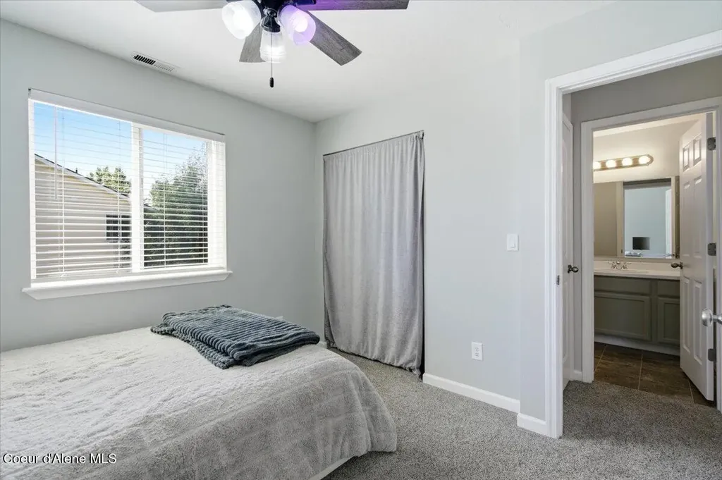 1879 E Warbler Lane Post Falls ID 83854