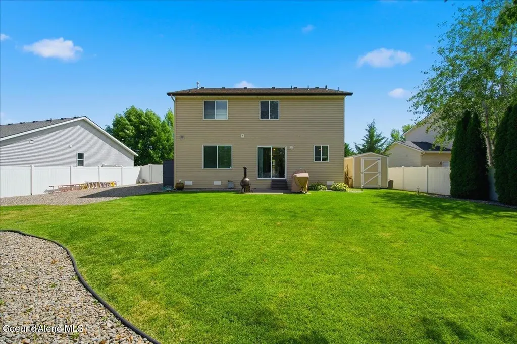 1879 E Warbler Lane Post Falls ID 83854