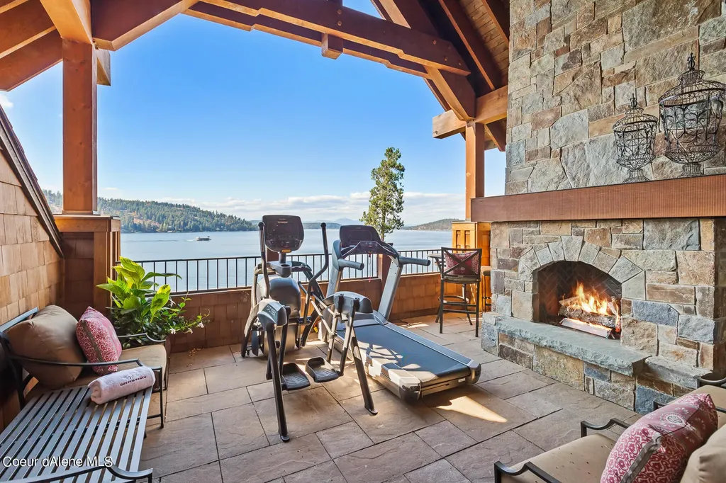 4757 S Arrow Point Drive Harrison ID 83833