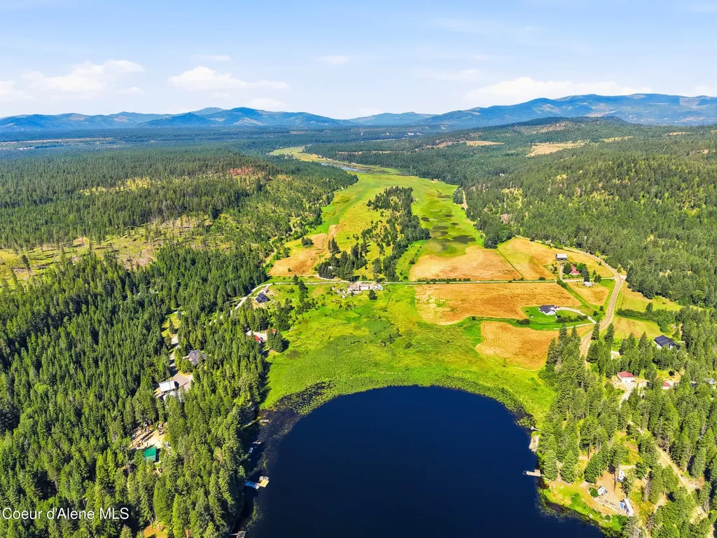 259 S Beaver Lake Road Athol ID 83801