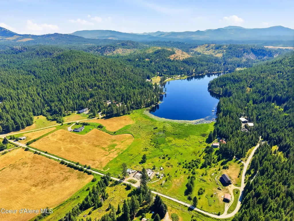 259 S Beaver Lake Road Athol ID 83801