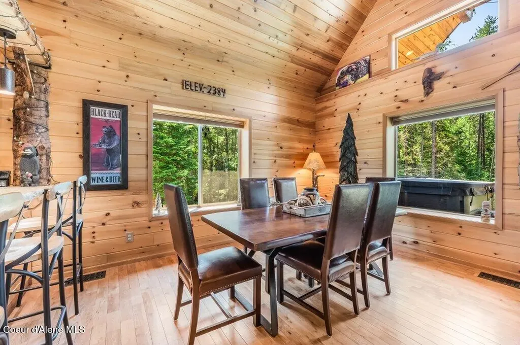 627 Gray Wolf Road Moyie Springs ID 83845