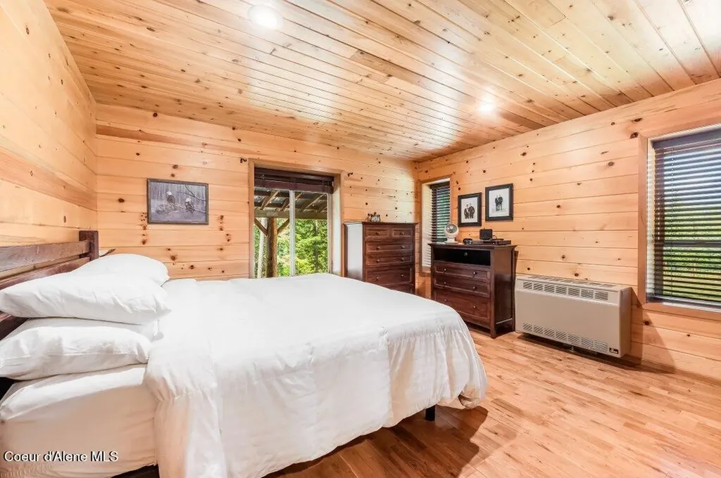 627 Gray Wolf Road Moyie Springs ID 83845