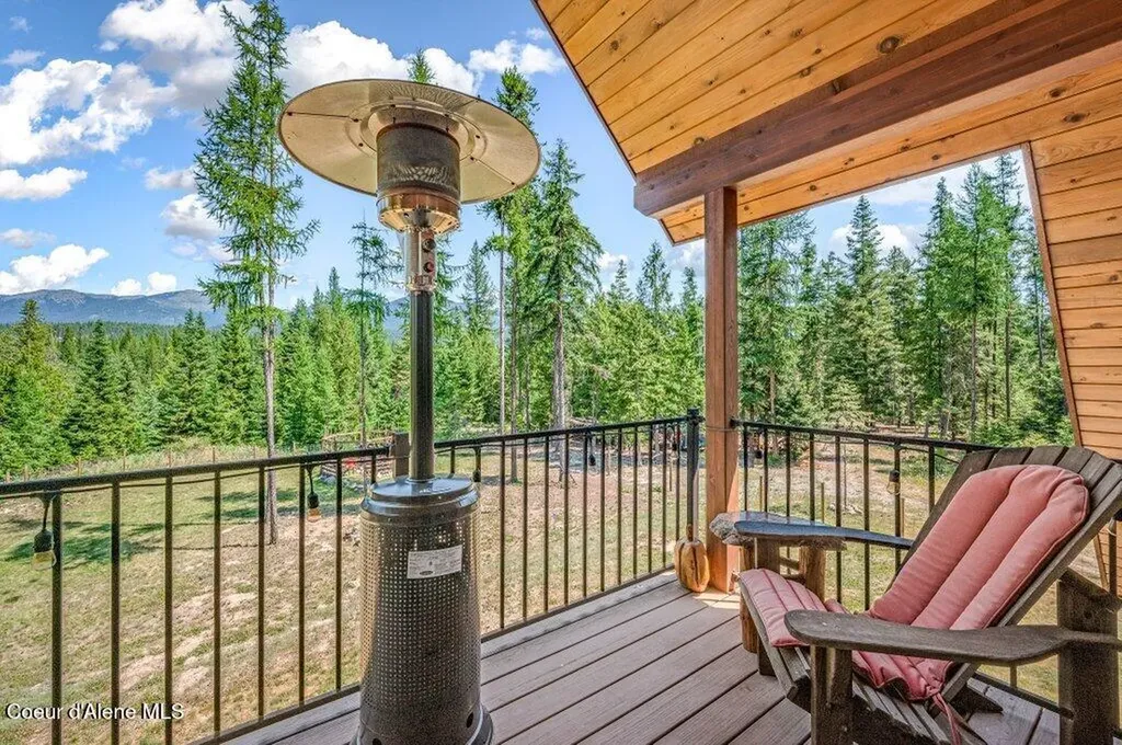 627 Gray Wolf Road Moyie Springs ID 83845