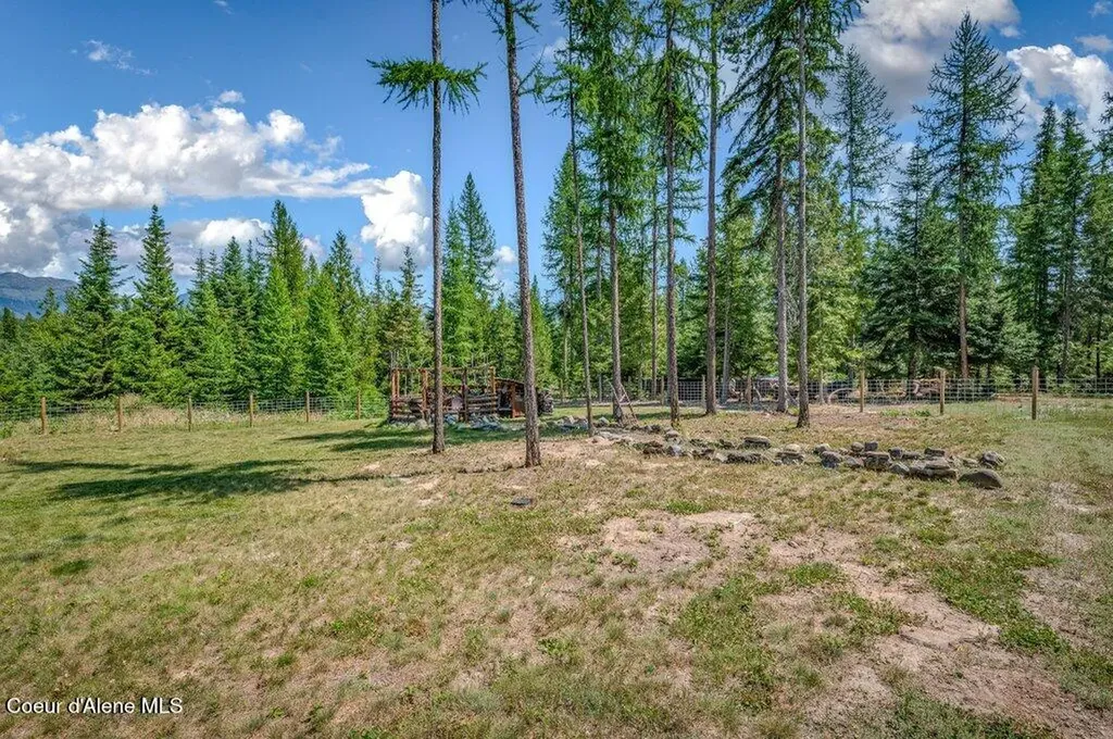 627 Gray Wolf Road Moyie Springs ID 83845