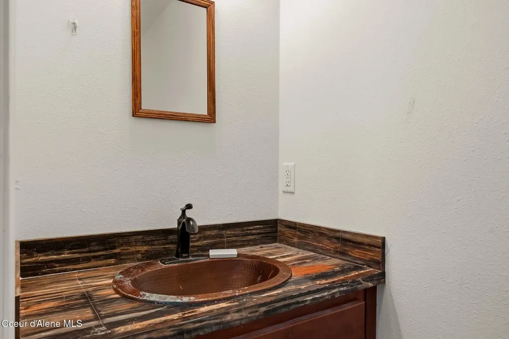 273 Flume Creek Road Sandpoint ID 83864