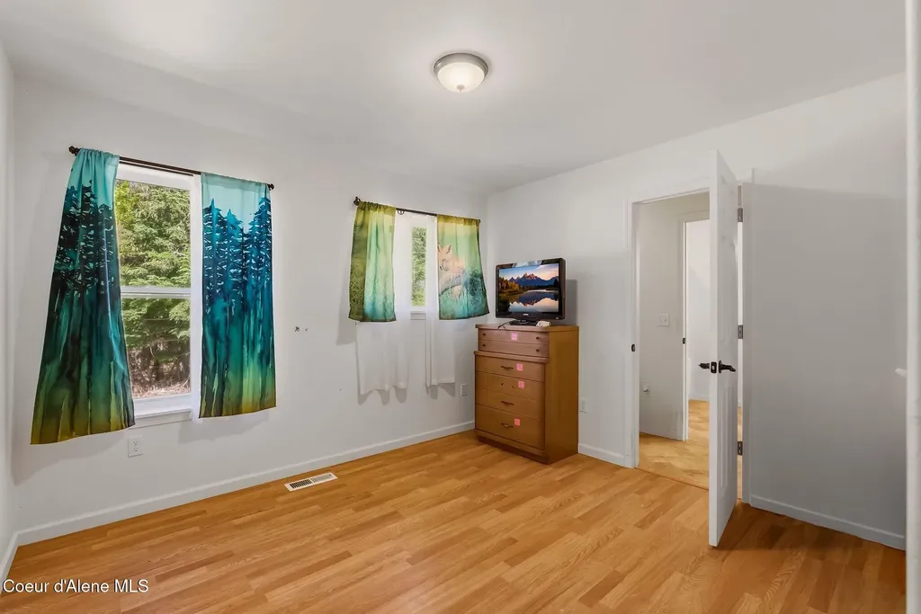 273 Flume Creek Road Sandpoint ID 83864