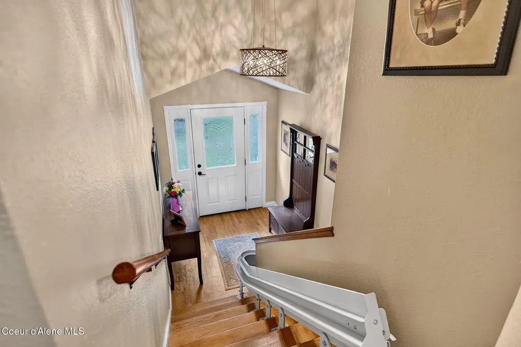 12328 N Kensington Avenue Hayden ID 83835