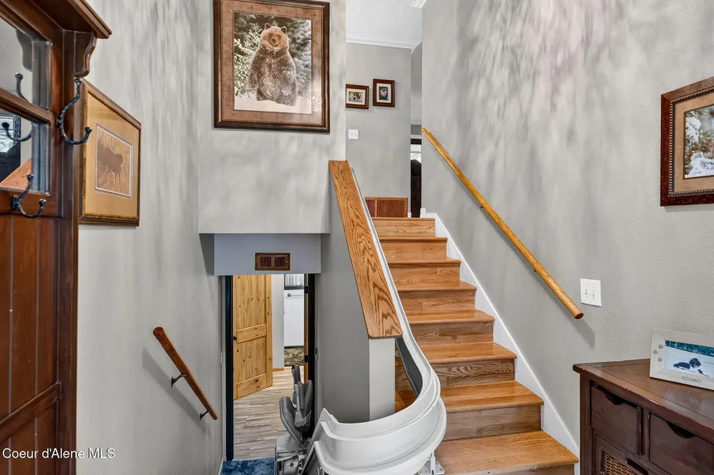12328 N Kensington Avenue Hayden ID 83835