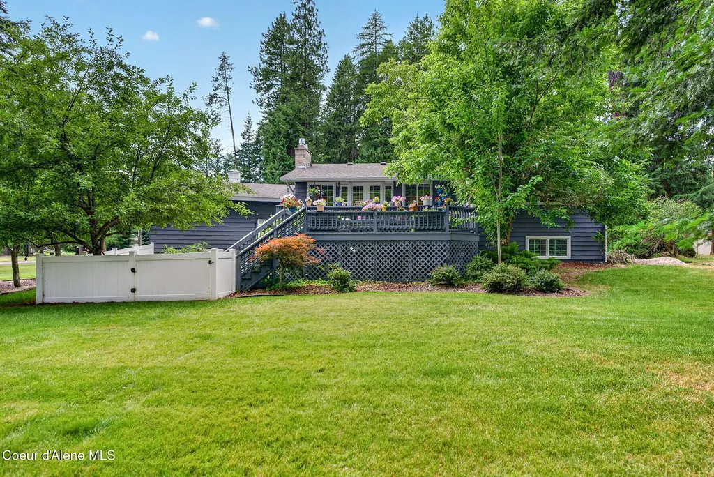 12328 N Kensington Avenue Hayden ID 83835