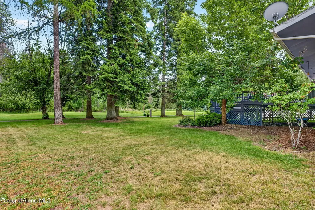 12328 N Kensington Avenue Hayden ID 83835
