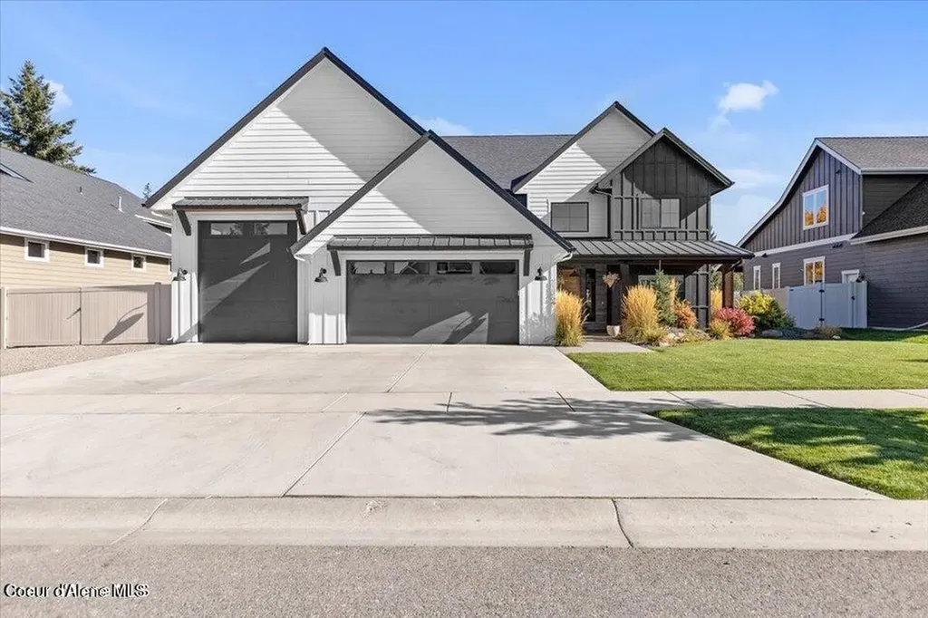 11083 N Armonia Way Hayden ID 83835