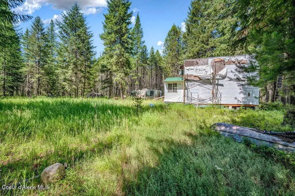 2013 Homestead Road Athol ID 83801