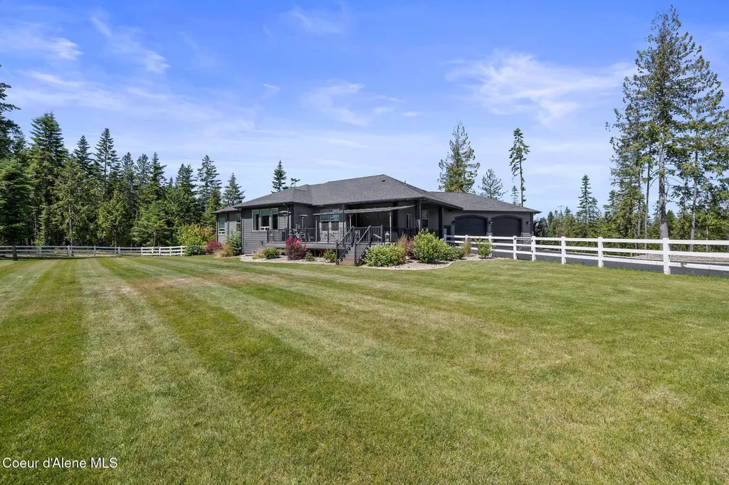 15746 N Pinewood Way Hayden ID 83835