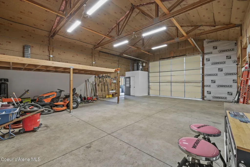 15746 N Pinewood Way Hayden ID 83835