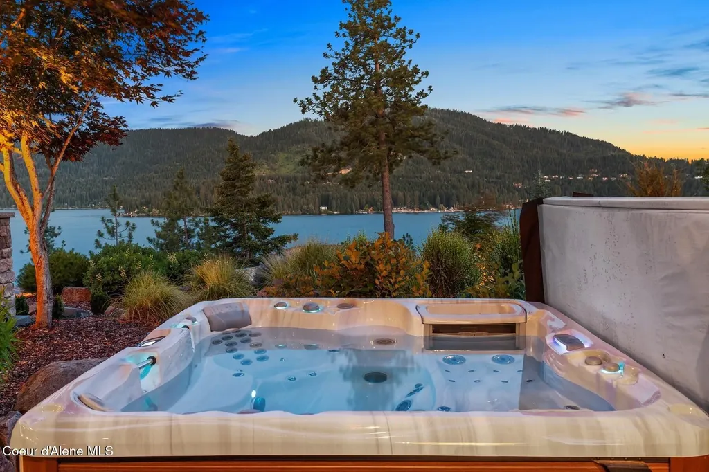 10776 N Mccall Falls Drive Hayden ID 83835