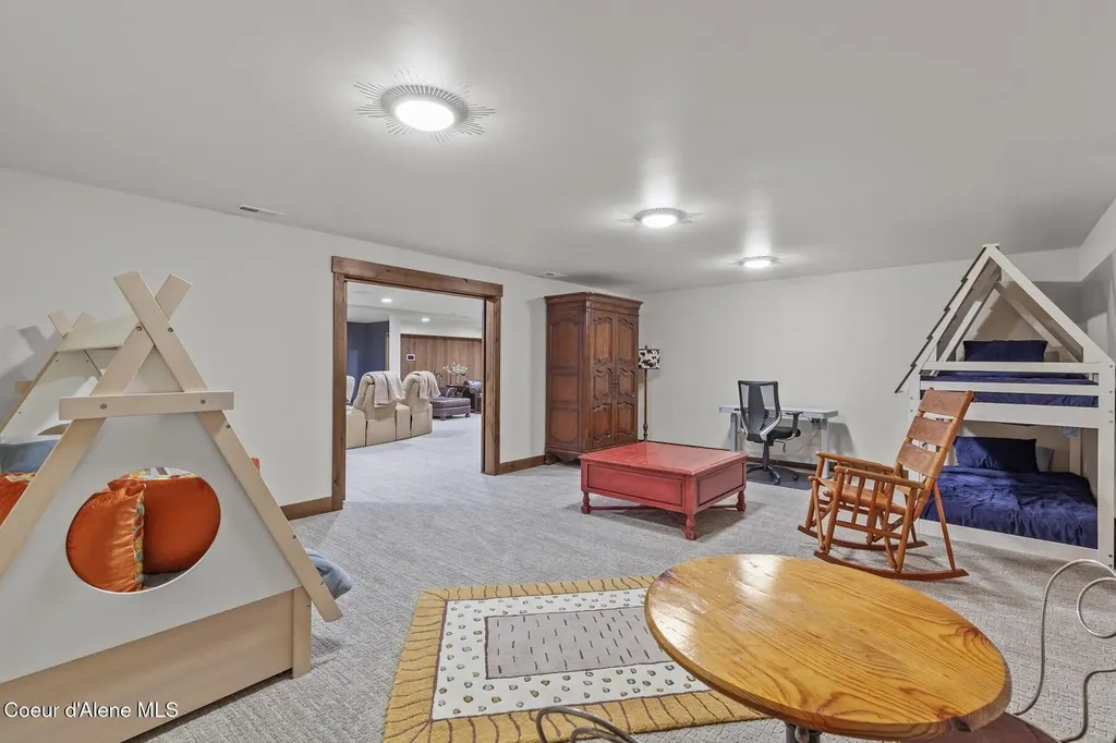 10776 N Mccall Falls Drive Hayden ID 83835