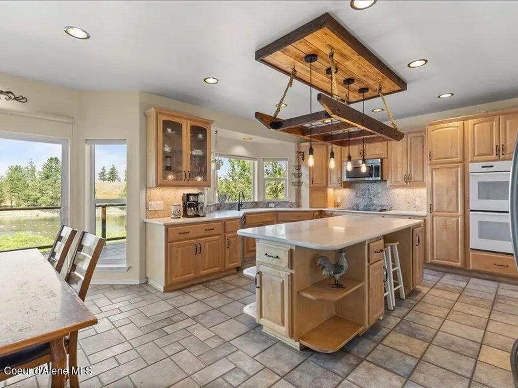 632 S Rabbit Trail Post Falls ID 83854