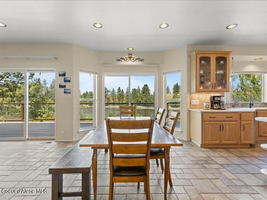 632 S Rabbit Trail Post Falls ID 83854