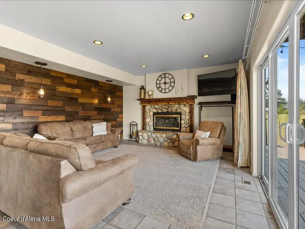 632 S Rabbit Trail Post Falls ID 83854