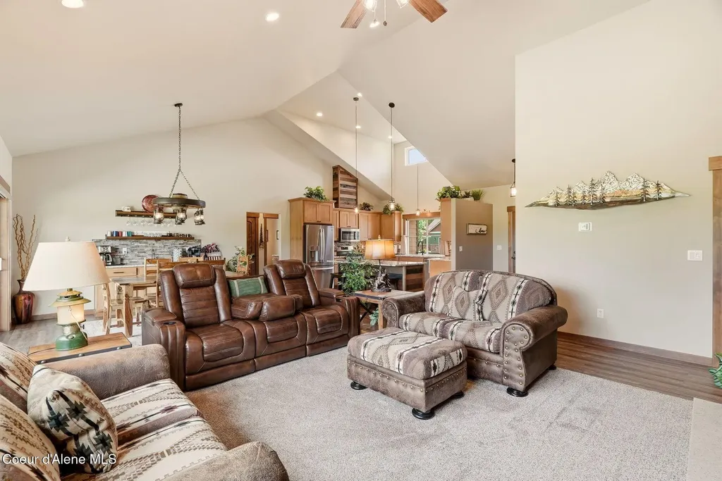 150 Links Drive Blanchard ID 83804