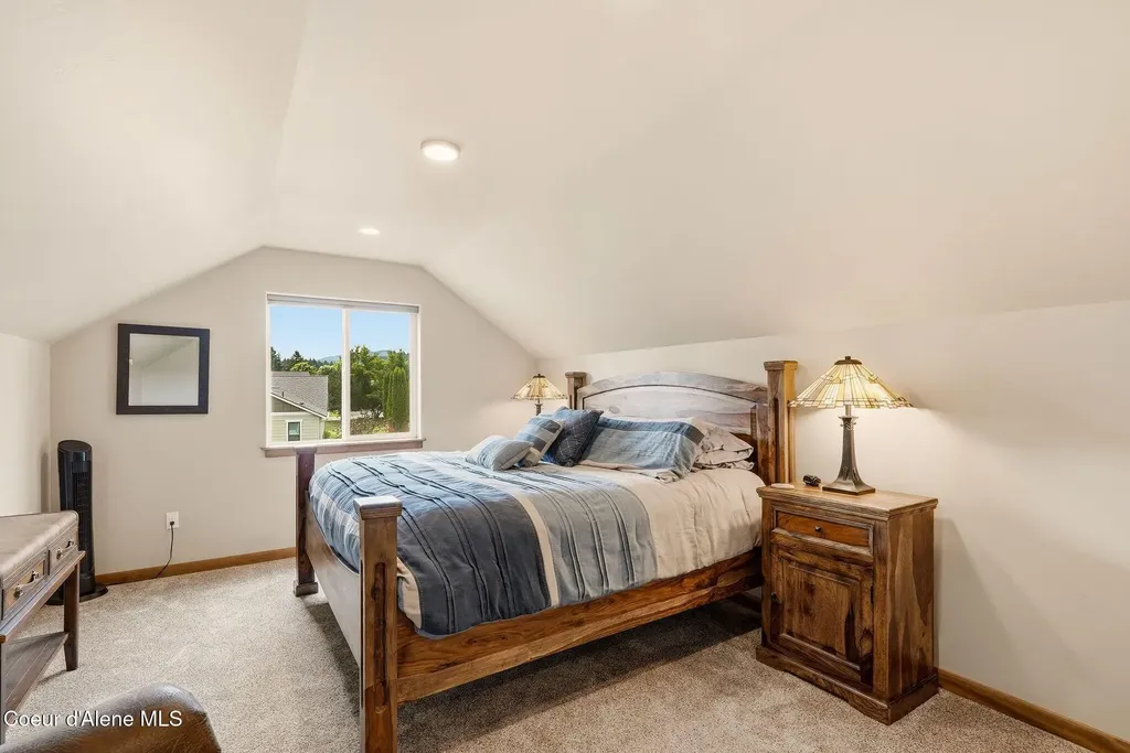 150 Links Drive Blanchard ID 83804