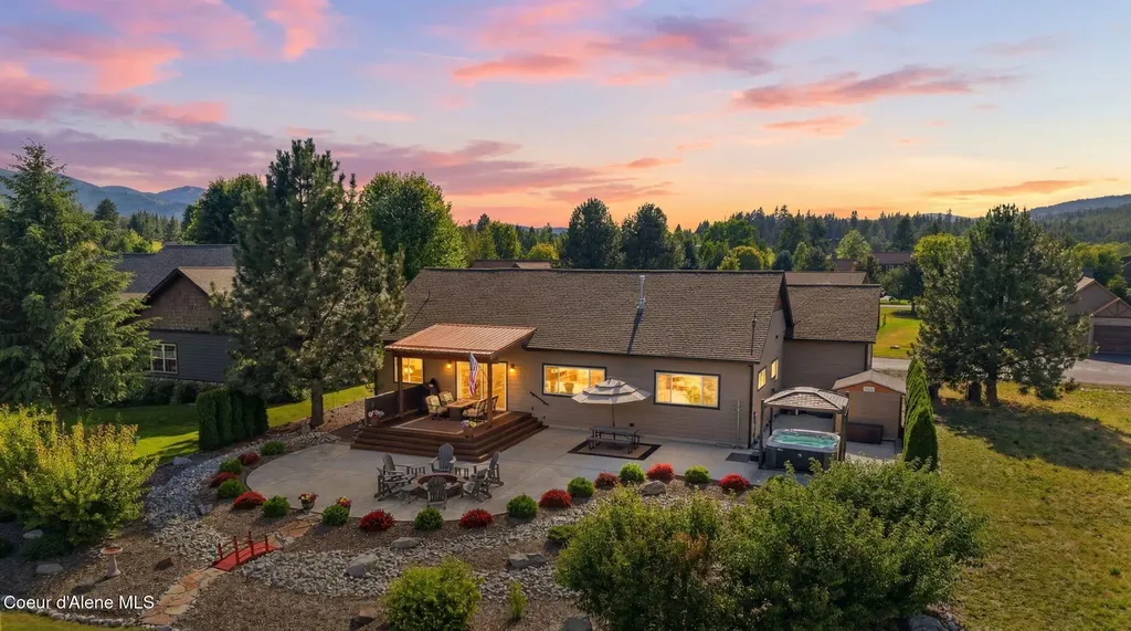 150 Links Drive Blanchard ID 83804