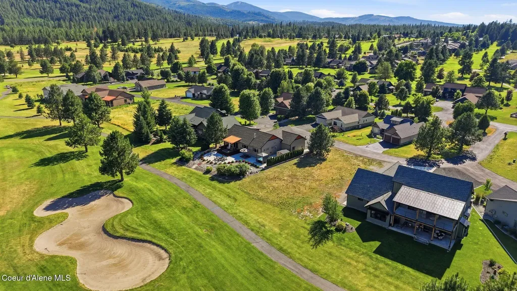 150 Links Drive Blanchard ID 83804