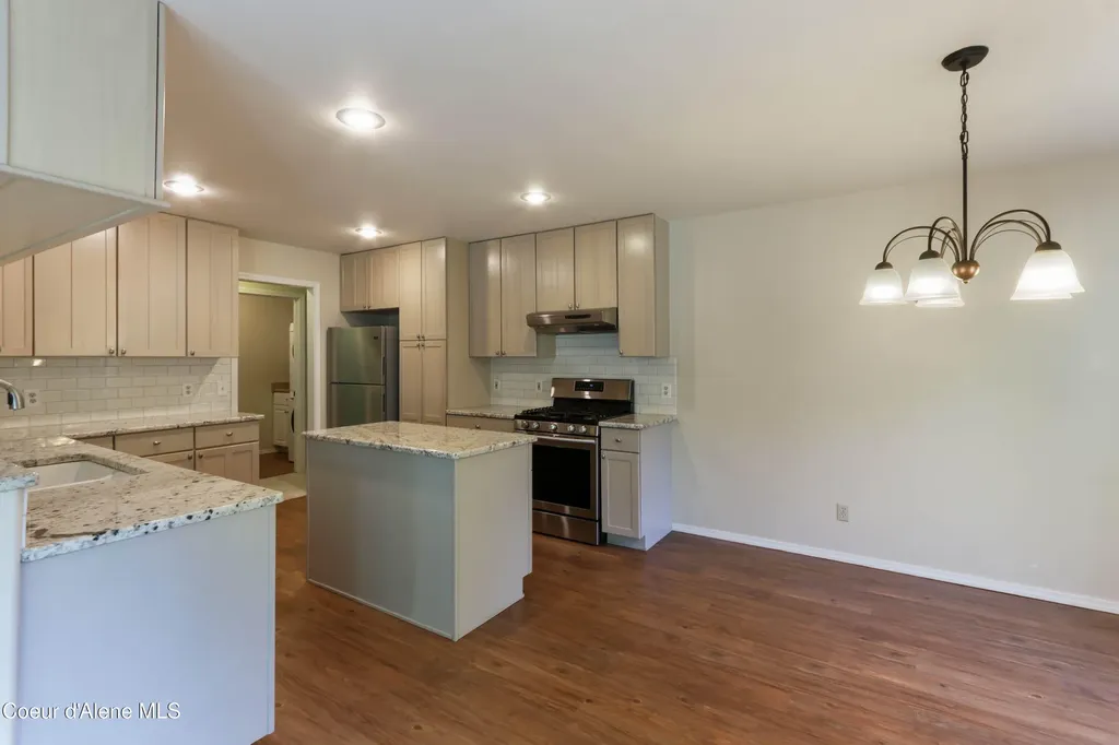 87 Vedelwood Drive Sandpoint ID 83864