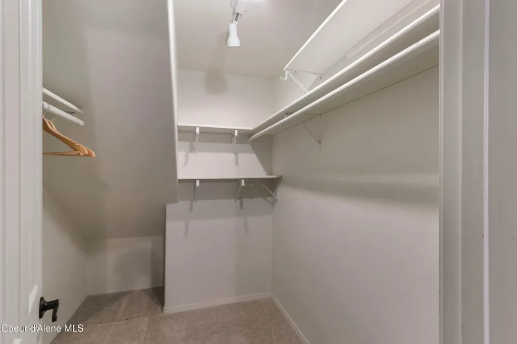 87 Vedelwood Drive Sandpoint ID 83864