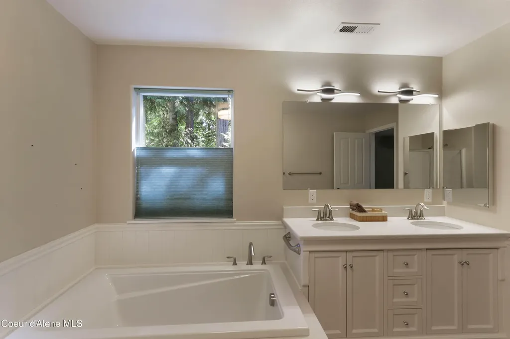 87 Vedelwood Drive Sandpoint ID 83864