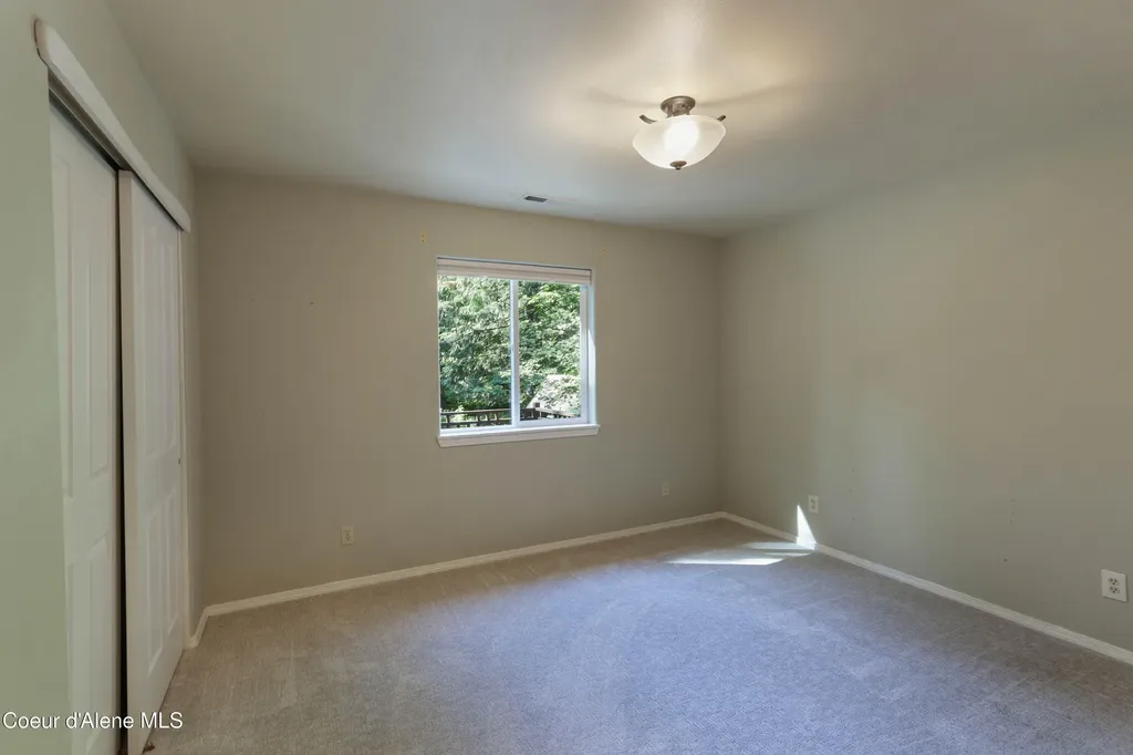 87 Vedelwood Drive Sandpoint ID 83864