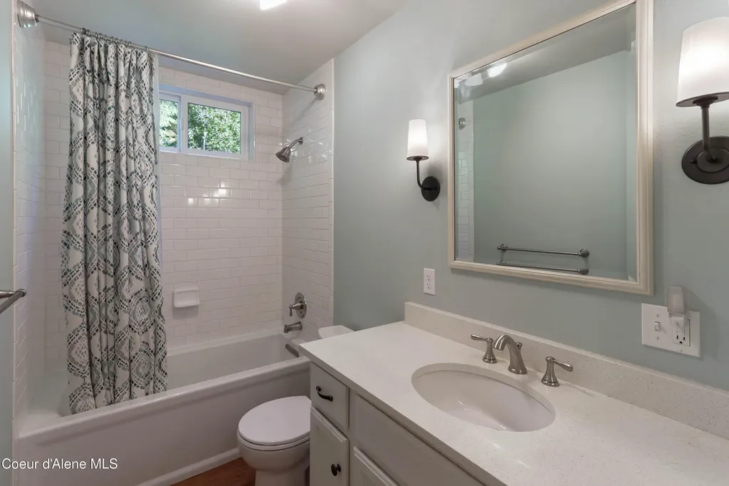87 Vedelwood Drive Sandpoint ID 83864