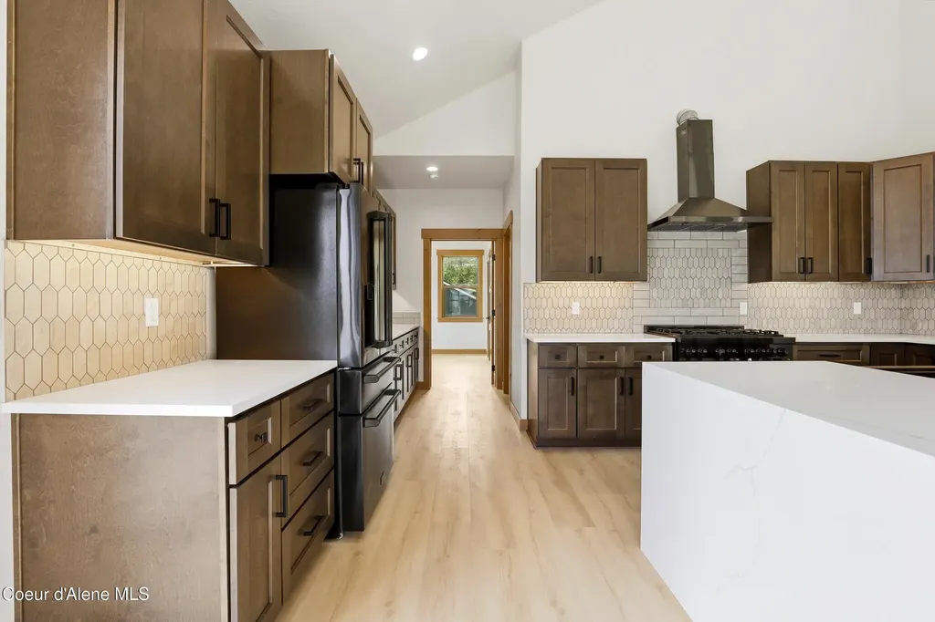 16688 E Waller Road Bayview ID 83803