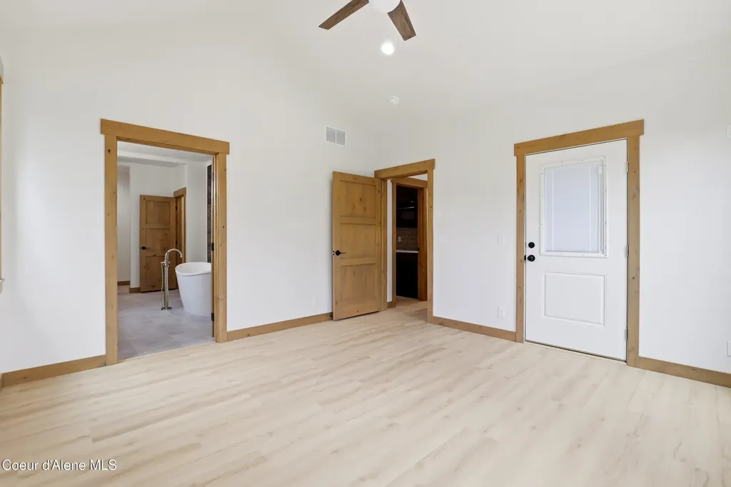 16688 E Waller Road Bayview ID 83803