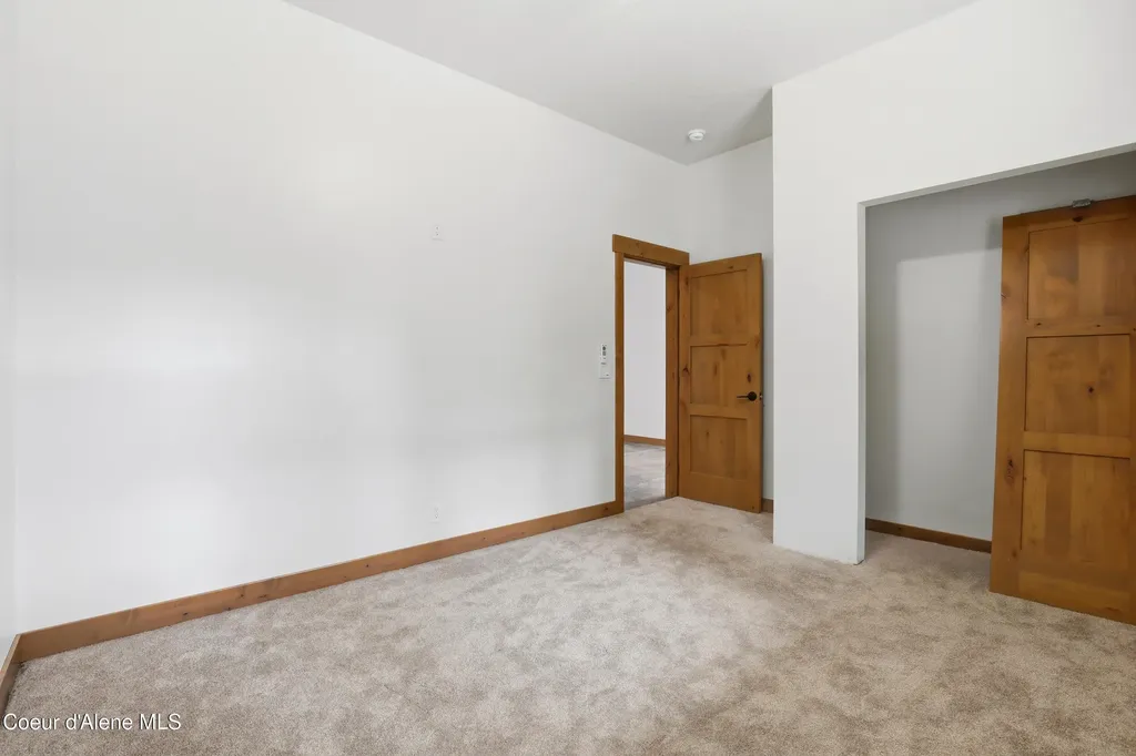 16688 E Waller Road Bayview ID 83803