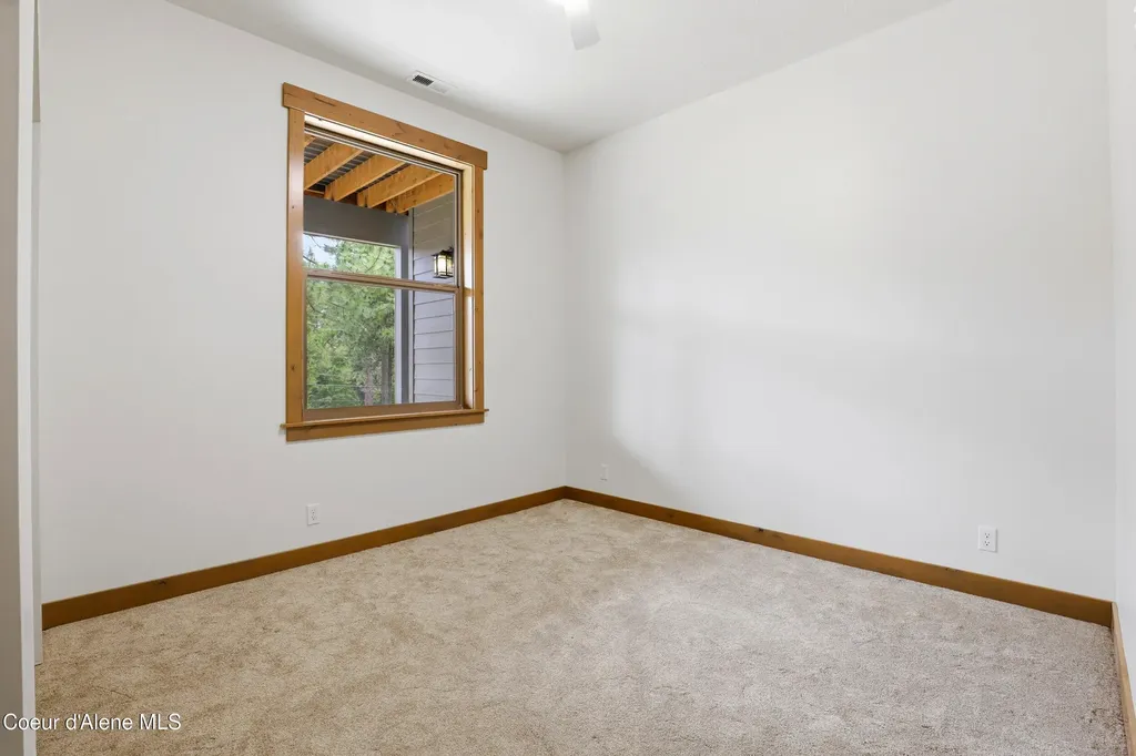 16688 E Waller Road Bayview ID 83803