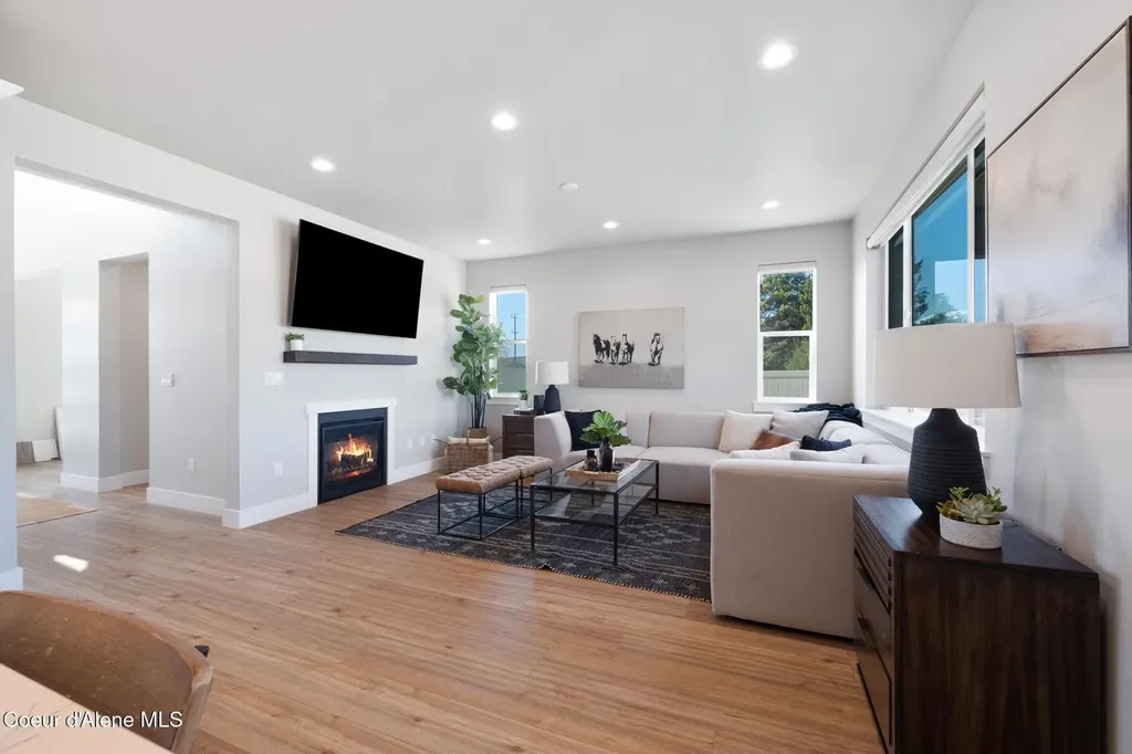 641 University Park Way Sandpoint ID 83864