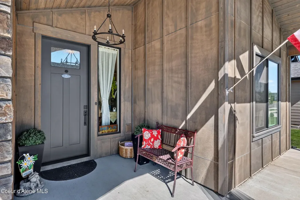 3797 N May Ella Loop Post Falls ID 83854